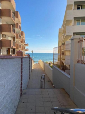 Estudio a 50m de la playa